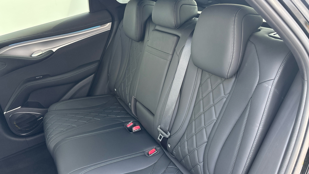Byd Sealion 7 Design Black #41