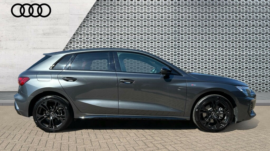 Audi A3 A3 1.5 Tfsi E 204 Black Edition S Tronic LN26MXU Grey #4