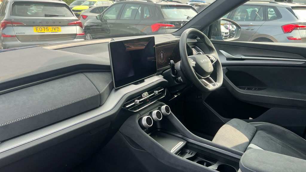 Skoda Kodiaq Kodiaq 1.5 Tsi E-tec Sportline Dsg 7 Seat EF25VNL Blue #2
