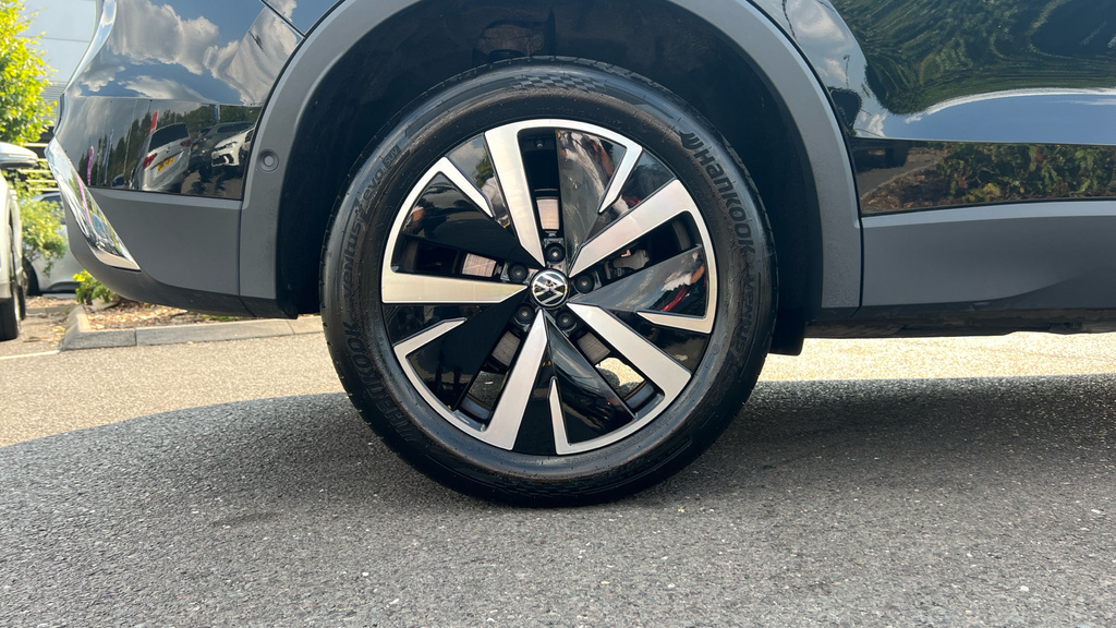 Volkswagen Tiguan Tiguan 1.5 Tsi Ehybrid Elegance Dsg DF75UCP Black #5