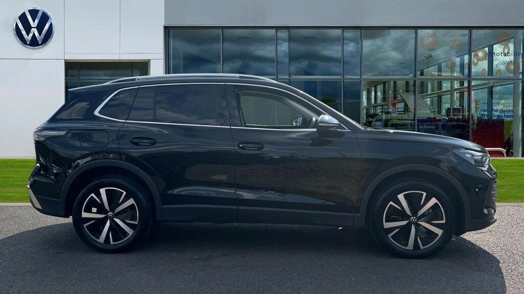 Volkswagen Tiguan Tiguan 1.5 Tsi Ehybrid Elegance Dsg DF75UCP Black #4