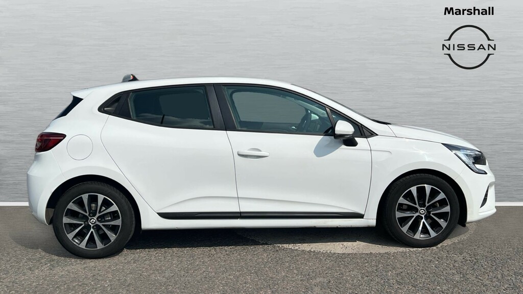 Renault Clio Clio 1.6 E-tech Hybrid 140 Iconic Edition LT72OVL White #3