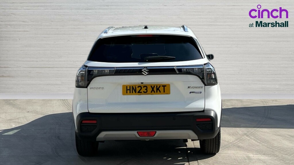 Suzuki S Cross S-cross 1.4 Boosterjet 48V Hybrid Motion White #4