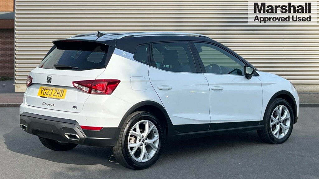 Seat Arona Arona 1.0 Tsi 110 Fr YG23ZHD White #3