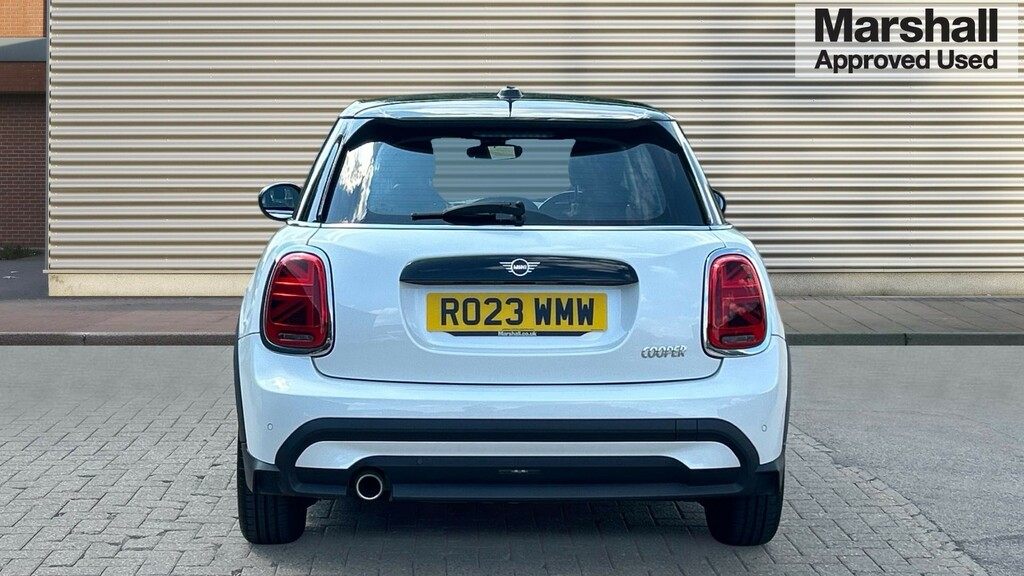 Mini Hatch Hatchback 1.5 Cooper Classic Premium RO23WMW White #4