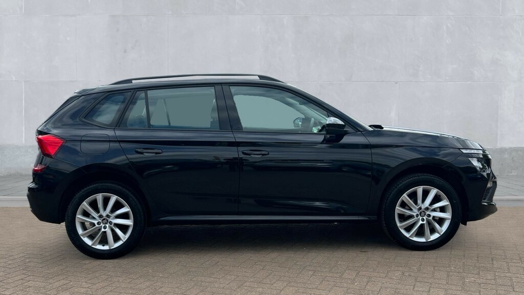 Skoda Kamiq Kamiq 1.0 Tsi Se Edition GJ75EYR Black #4