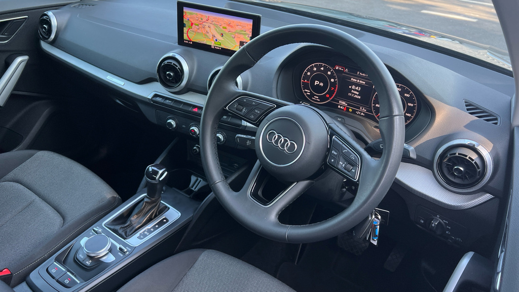 Audi Q2 Q2 35 Tfsi Sport S Tronic LY23NDZ Grey #6