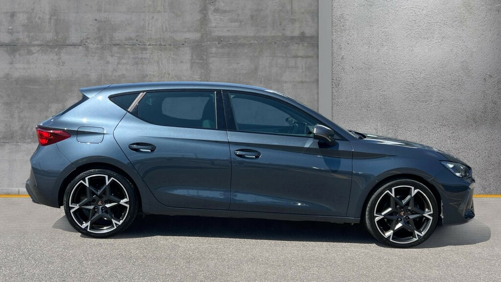 Cupra Leon Leon 1.5 Etsi 150 V2 Dsg KS25XPE Grey #4