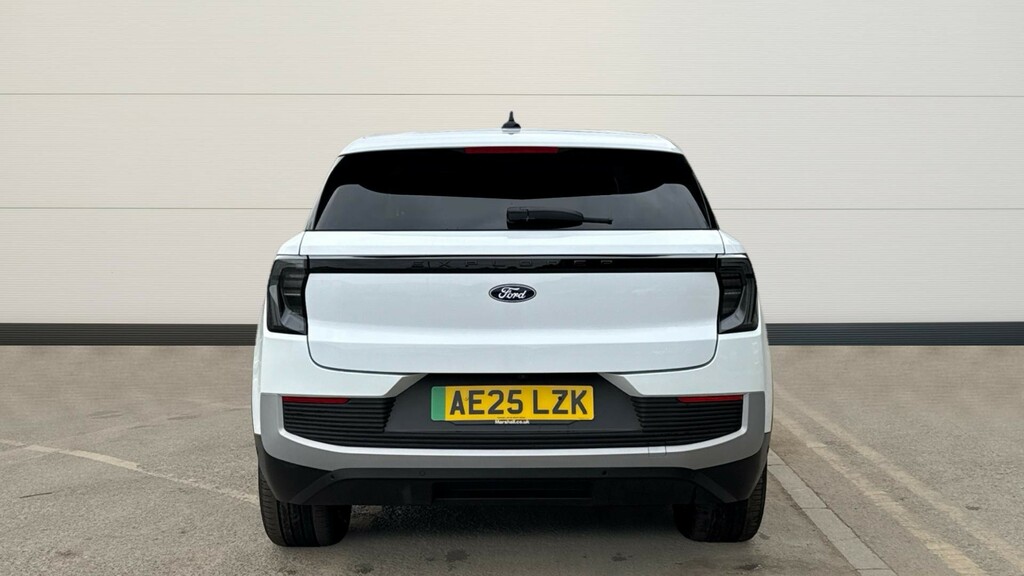 Ford Explorer Explorer 210Kw Select 77Kwh White #4