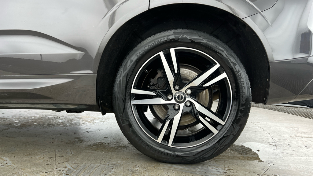 Volvo XC60 Xc60 2.0 B4d R Design Awd Geartronic Grey #4