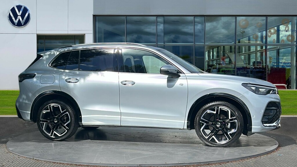 Volkswagen Tiguan Tiguan 1.5 Etsi 150 R-line Dsg KM75ZDW Silver #4