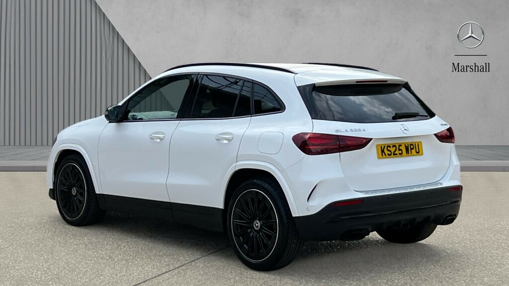 Mercedes-Benz GLA Class Gla 220D 4Matic Amg Line Premium Plus KS25WPU White #2