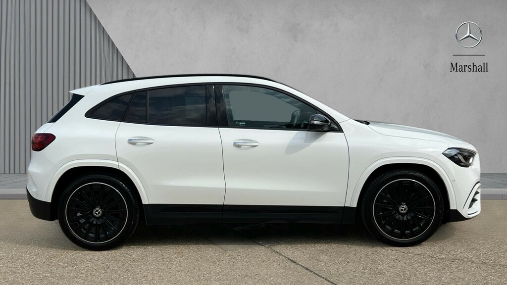 Mercedes-Benz GLA Class Gla 220D 4Matic Amg Line Premium Plus KS25WPU White #4
