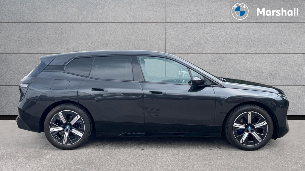 BMW iX Ix 240Kw Xdrive40 M Sport 76.6Kwh Black #3
