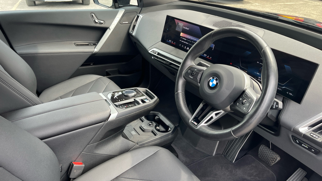BMW iX Ix 240Kw Xdrive40 M Sport 76.6Kwh Black #6
