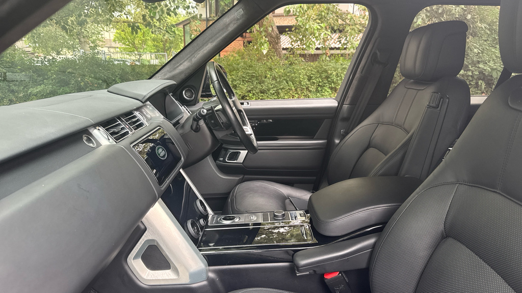 Land Rover Range Rover Range Rover 3.0 D300 Westminster Black SC21PCV Black #3
