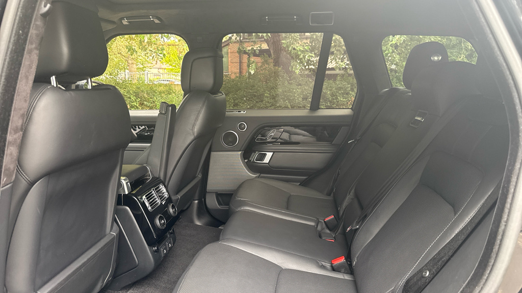 Land Rover Range Rover Range Rover 3.0 D300 Westminster Black SC21PCV Black #4