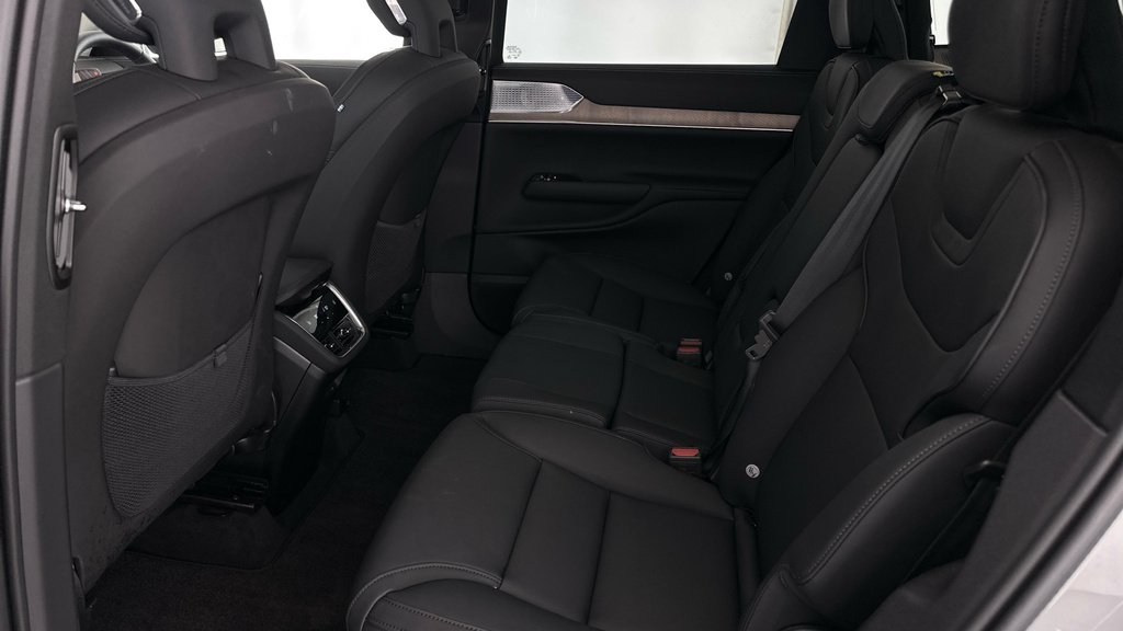 Volvo EX90 Twin Motor Performance Ultra Blue #12