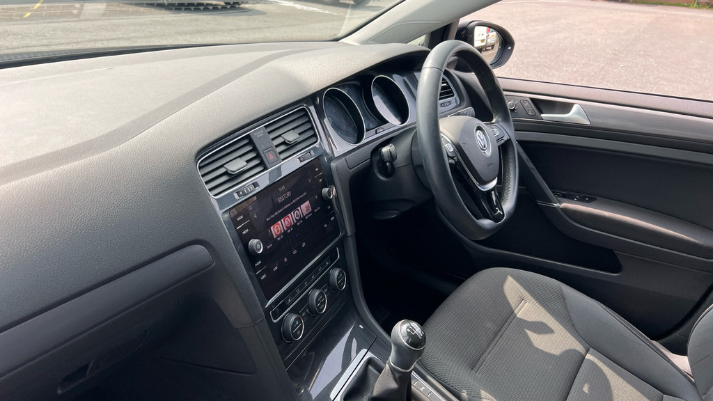 Volkswagen Golf Golf 1.0 Tsi 115 Match Edition Black #2