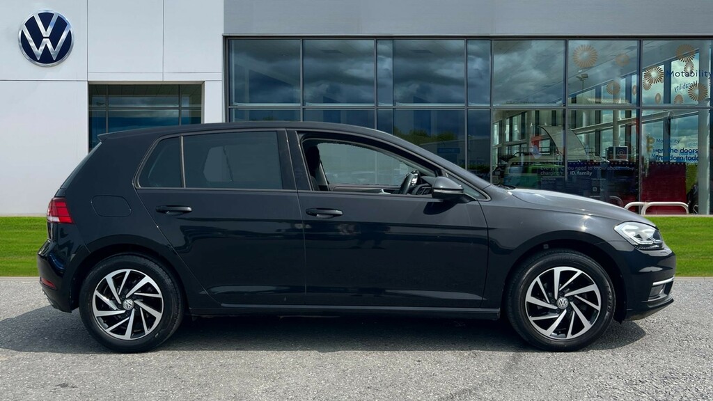 Volkswagen Golf Golf 1.0 Tsi 115 Match Edition Black #4
