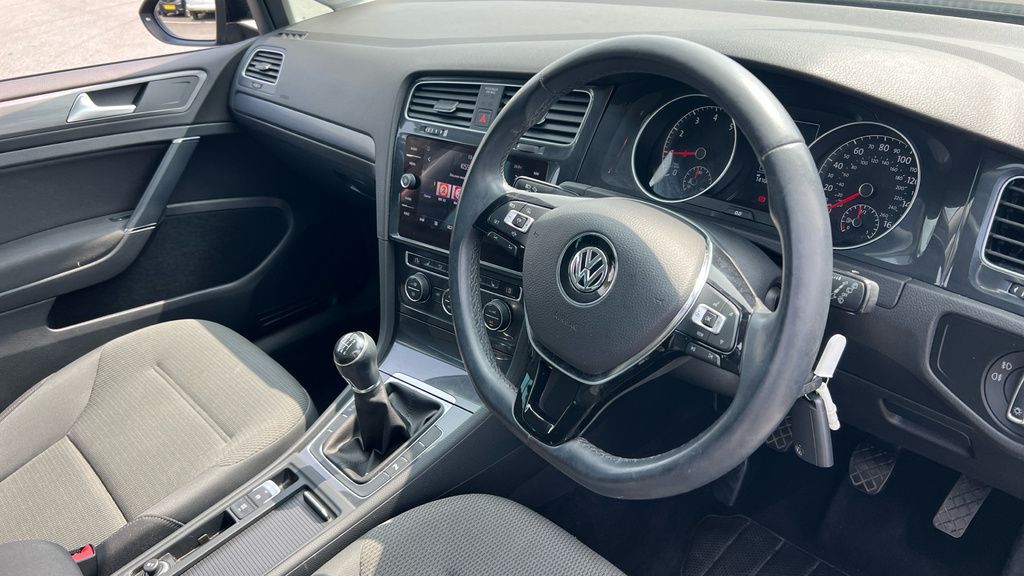 Volkswagen Golf Golf 1.0 Tsi 115 Match Edition Black #6