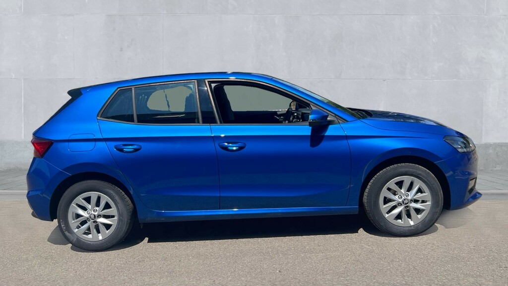 Skoda Fabia Skoda Fabia Hatchback 1.0 Mpi 80 Se Edition Blue #4