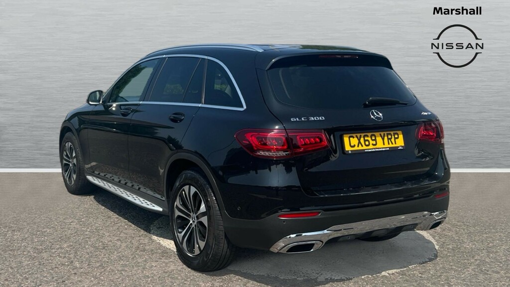 Mercedes-Benz GLC Class Glc 300 4Matic Sport 9G-tronic CX69YRP Black #2