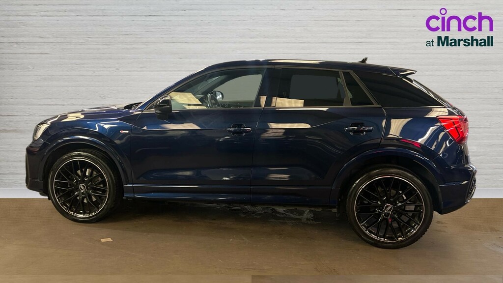 Audi Q2 Q2 35 Tfsi Black Edition S Tronic RJ71PHK Blue #6