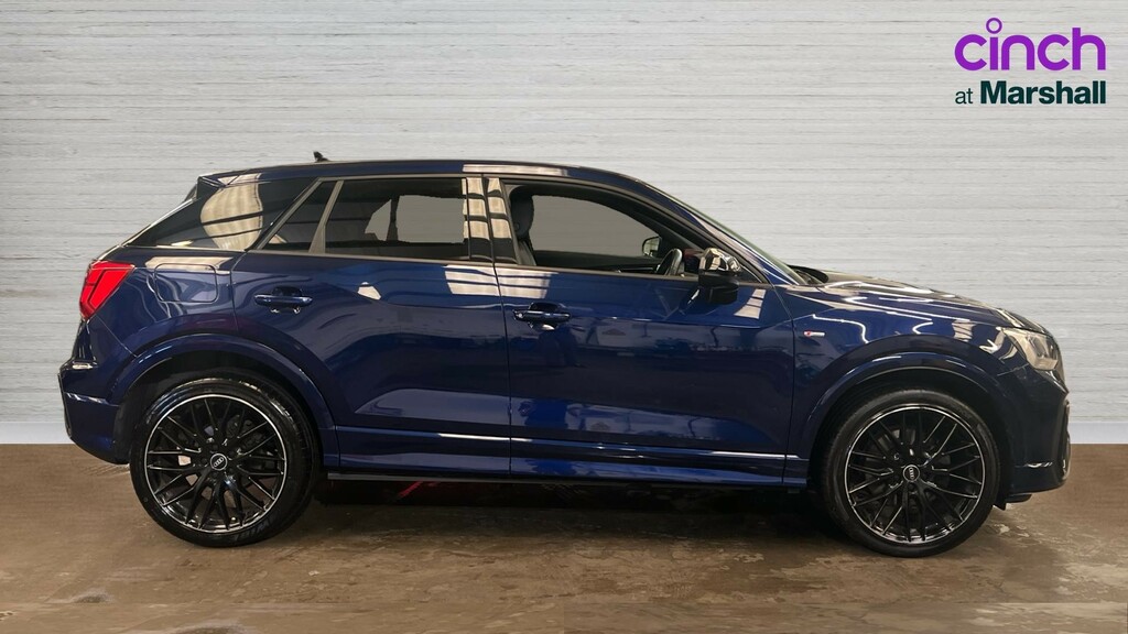 Audi Q2 Q2 35 Tfsi Black Edition S Tronic RJ71PHK Blue #2