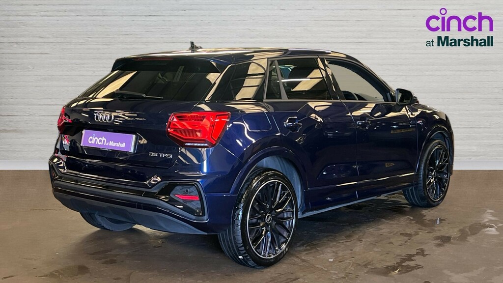 Audi Q2 Q2 35 Tfsi Black Edition S Tronic RJ71PHK Blue #3