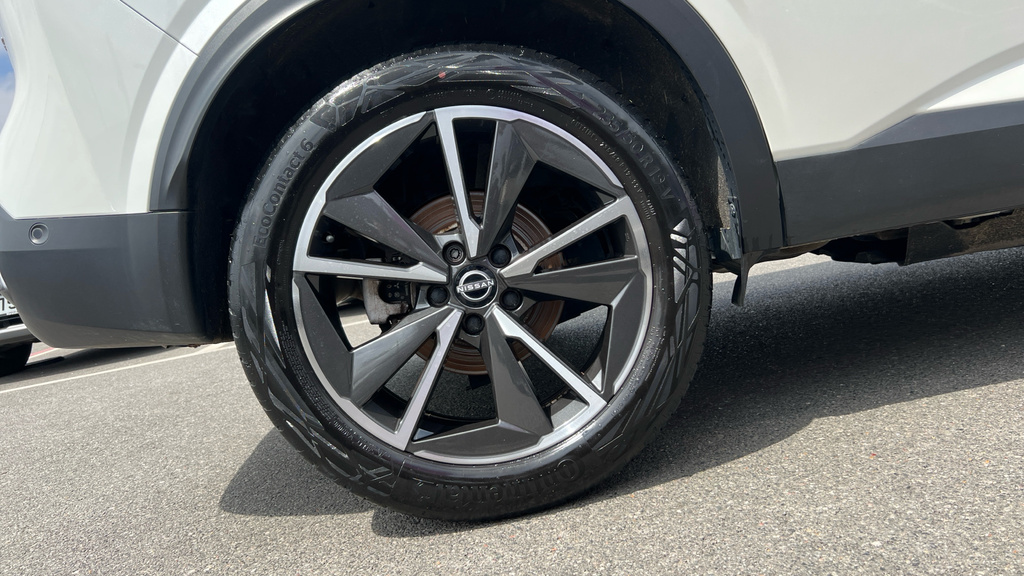 Nissan Qashqai Qashqai 1.5 E-power Tekna AU23RSV White #4