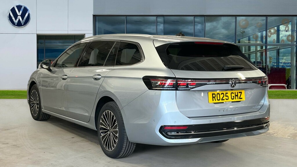 Volkswagen Passat Passat 1.5 Tsi Ehybrid Elegance Dsg RO25GHZ Silver #3