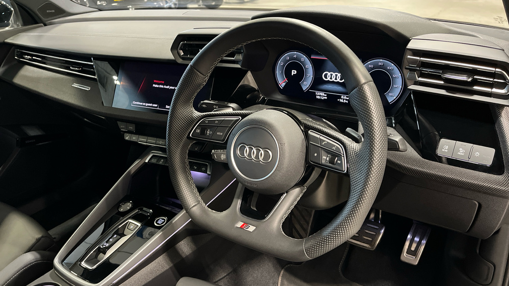 Audi A3 A3 35 Tfsi Black Edition S Tronic YM25FTJ Blue #6