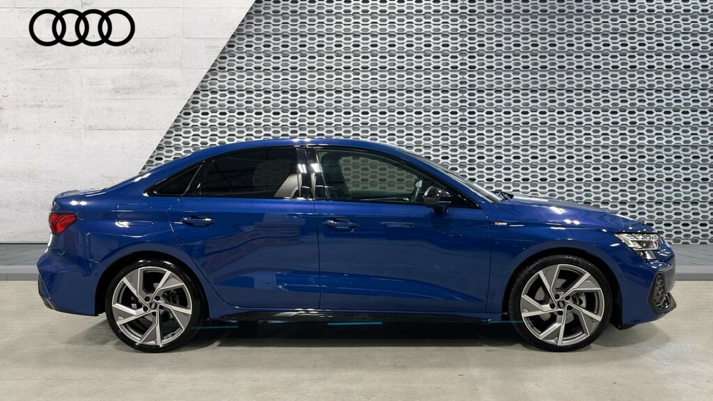 Audi A3 A3 35 Tfsi Black Edition S Tronic YM25FTJ Blue #4