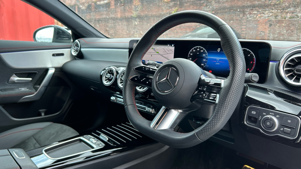 Mercedes-Benz CLA Class Cla 220D Amg Line Executive Tip Black #3