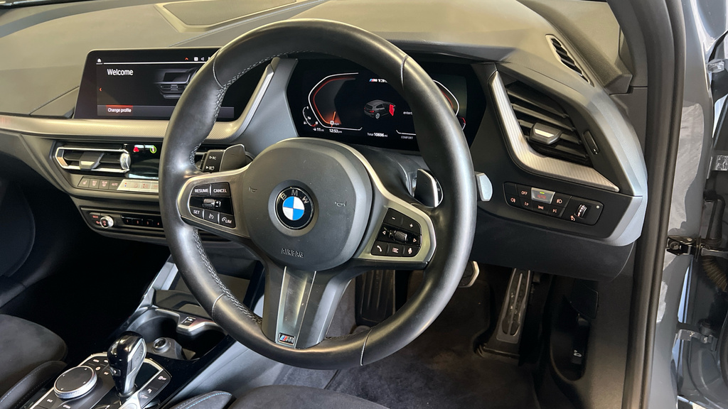 BMW 1 Series 1 Series M135i Xdrive Step PF24ENJ #5