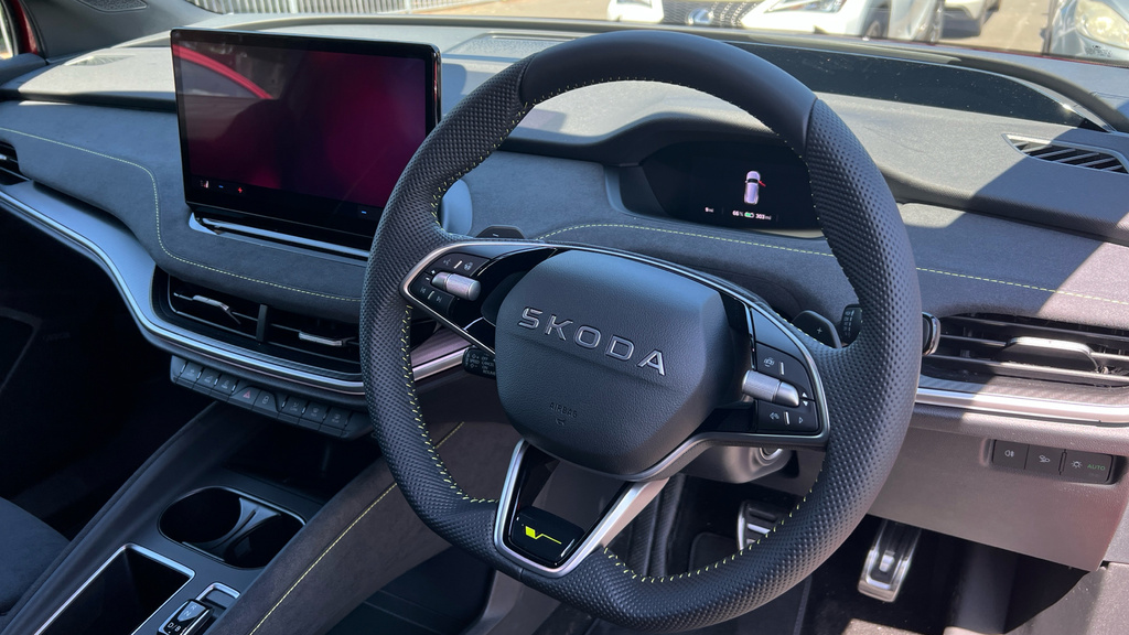 Skoda Elroq Skoda Elroq Estate 250Kw Vrs 82Kwh 4X4 Black #6