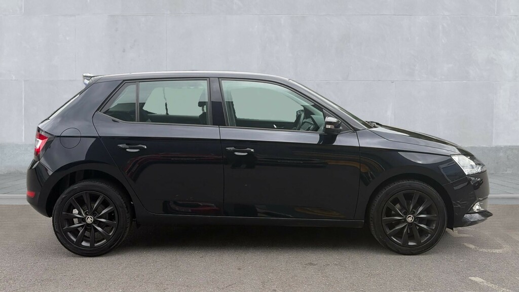 Skoda Fabia Fabia 1.0 Tsi Colour Edition GK70NMX Black #4