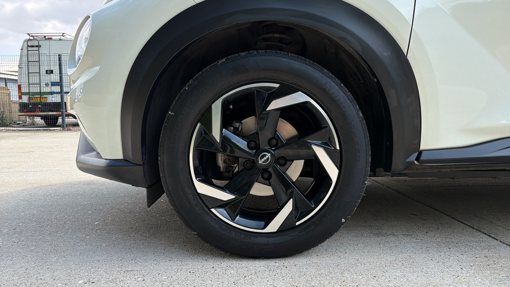 Nissan Juke Juke 1.0 Dig-t 114 N-connecta DS73NSO White #4