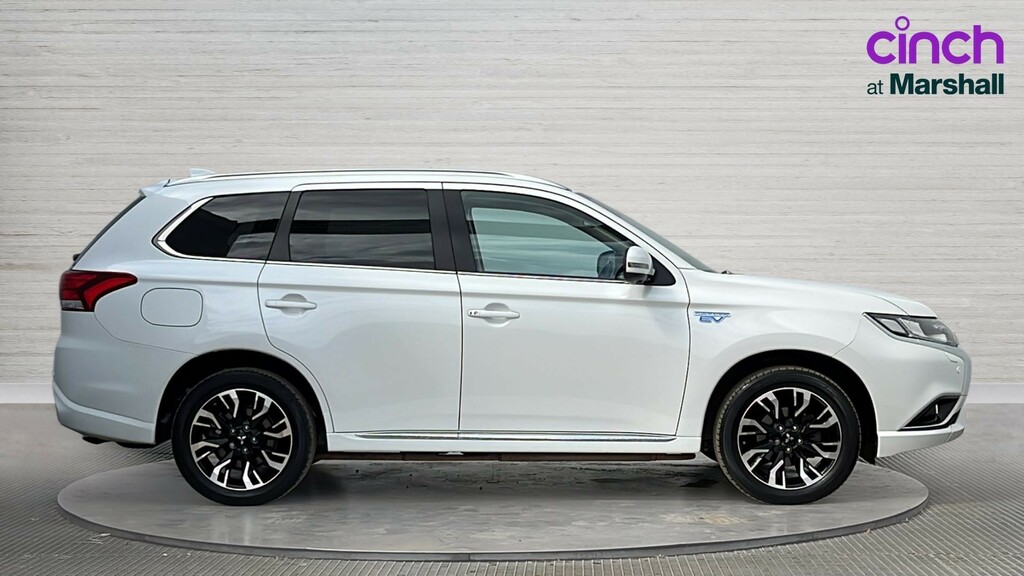 Mitsubishi Outlander Outlander 2.0 Phev Gx4hs White #2