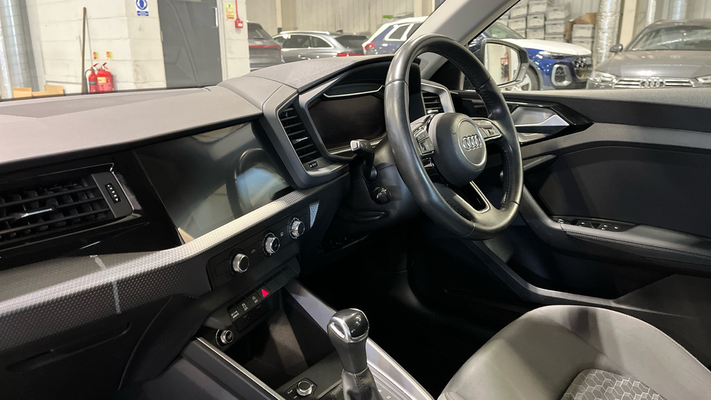 Audi A1 A1 35 Tfsi Sport S Tronic LM19NVD Blue #2