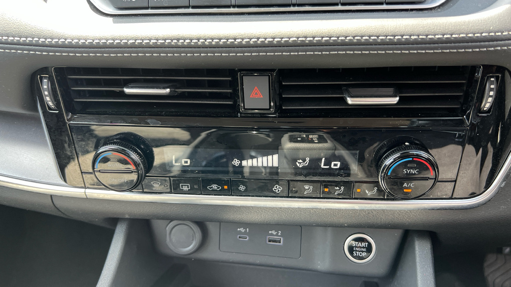 Nissan X-Trail Acenta Premium Blue #39