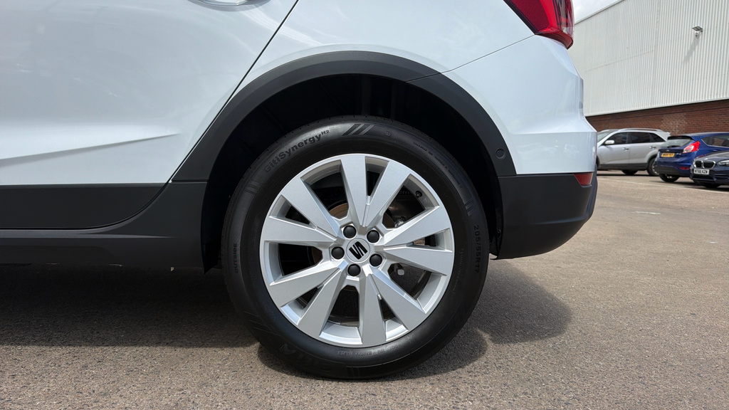 Seat Arona 1.0 Tsi Se Technology White #19