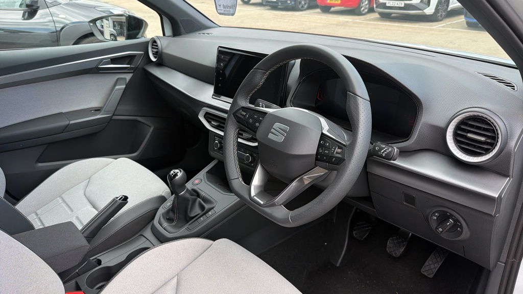 Seat Arona Arona 1.0 Tsi 115 Fr First Edition Hatchback Black #6