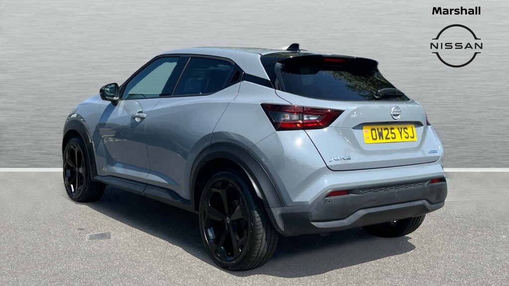 Nissan Juke Juke 1.6 Hybrid Tekna OW25YSJ Grey #2