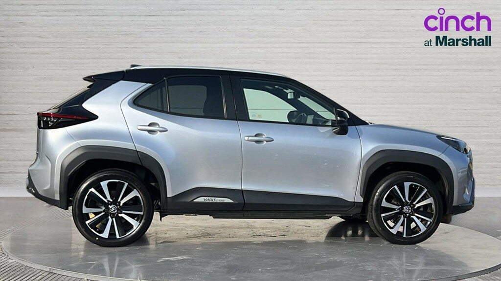 Toyota Yaris Cross Yaris Cross 1.5 Hybrid Premiere Edition Cvt DE22KTX Silver #2
