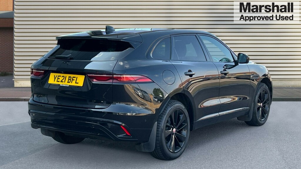 Jaguar F-Pace F-pace 2.0 D200 R-dynamic Se Awd Black #3