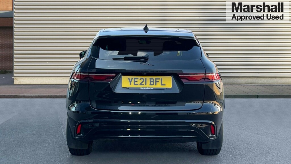 Jaguar F-Pace F-pace 2.0 D200 R-dynamic Se Awd Black #4