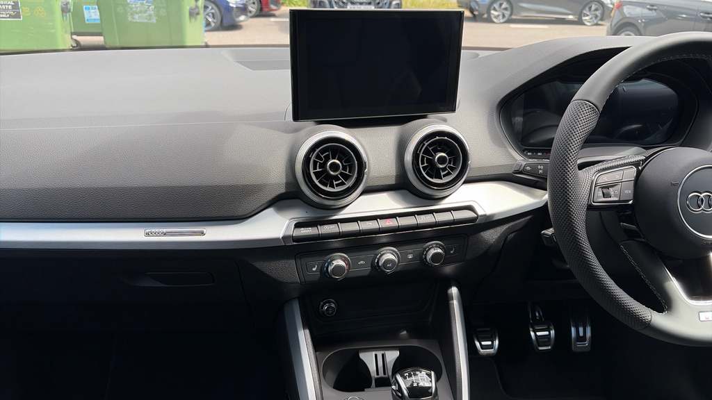 Audi Q2 35 Tfsi S Line S Tronic Tech White #13