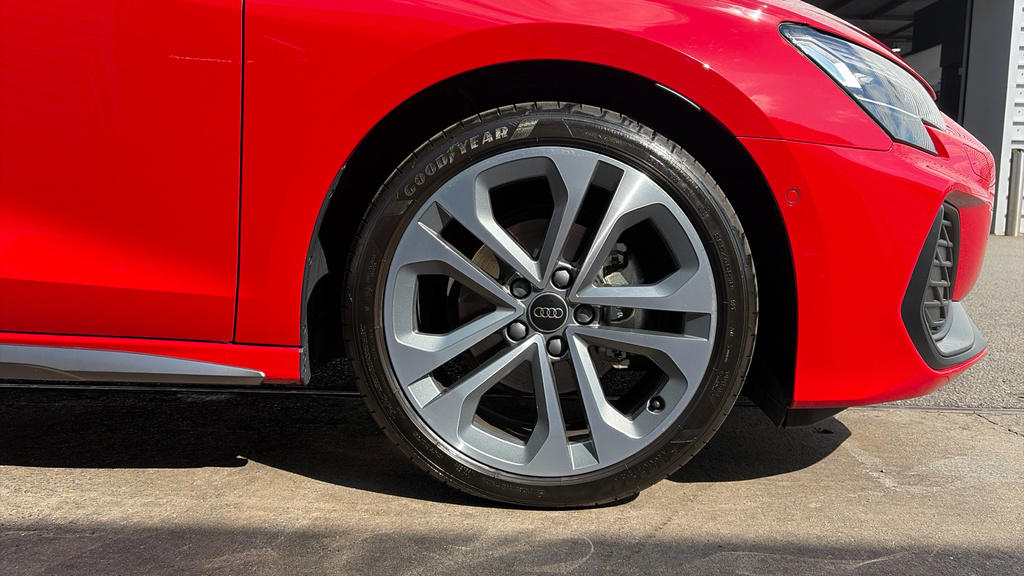 Audi A3 A3 1.5 Tfsi 116 S Line S Tronic OU26YCJ Red #5